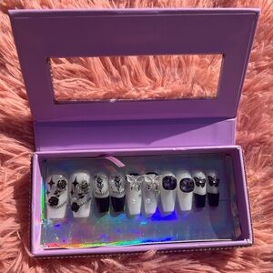 Color charisma press on nails